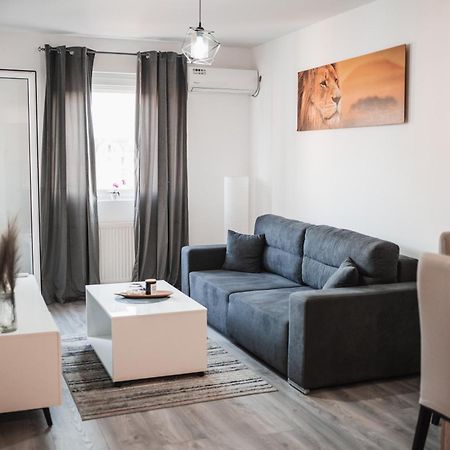 Apartman Centar 多博伊 外观 照片